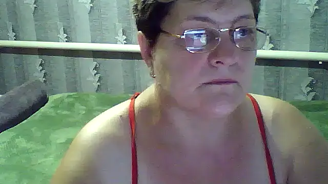 Snapshot of ElzaJewel chatting on September 20, 2025, 5:56 am ElzaJewel online show from September 20, 2025, 5:56 am