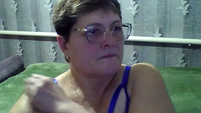 Snapshot of ElzaJewel chatting on October 21, 2025, 5:23 pm ElzaJewel online show from October 21, 2025, 5:23 pm