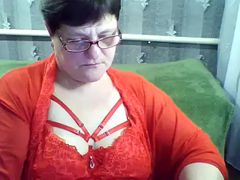 Snapshot of ElzaJewel chatting on March 3, 2025, 4:15 pm ElzaJewel online show from March 3, 2025, 4:15 pm
