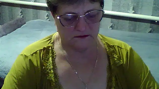 Snapshot of ElzaJewel chatting on November 13, 2025, 7:07 pm ElzaJewel online show from November 13, 2025, 7:07 pm