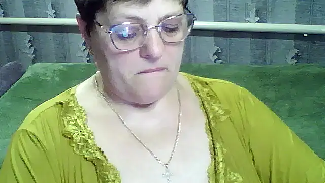 ElzaJewel online show from March 20, 2026, 7:59 pm