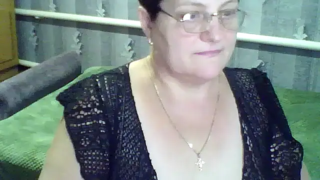 Snapshot of ElzaJewel chatting on September 14, 2025, 7:09 am ElzaJewel online show from September 14, 2025, 7:09 am