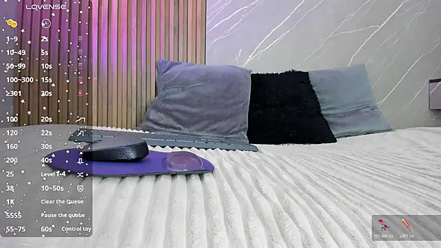 ariana jhonson1 online show from November 8, 2025, 12:42 pm