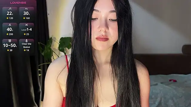 nanaliu6 online show from February 2, 2026, 2:16 pm