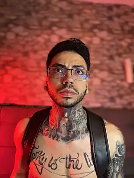 Walker Thomas1 online show from March 24, 2026, 12:16 pm