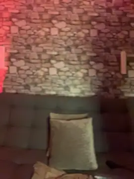 Walker Thomas1 online show from January 10, 2026, 2:23 pm