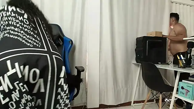 ema abby online show from April 18, 2026, 7:40 pm