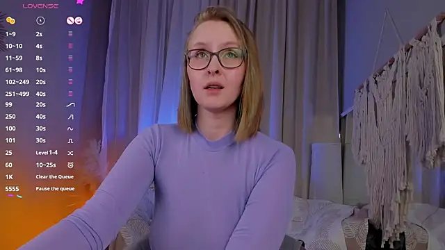 Agatha Mott online show from March 15, 2025, 2:01 pm