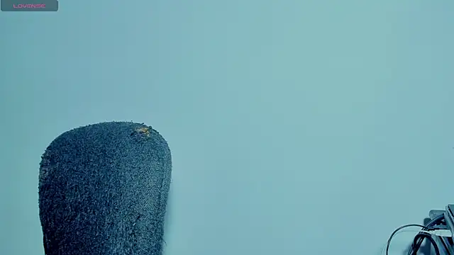 Eli clark  online show from October 18, 2025, 9:28 pm