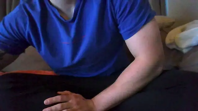 pietjepuk1310 online show from February 12, 2026, 4:18 pm