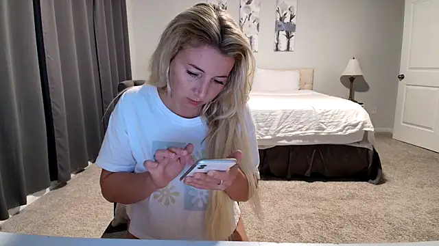 Snapshot of kaliii_jones chatting on September 20, 2025, 5:12 am kaliii jones online show from September 20, 2025, 5:12 am