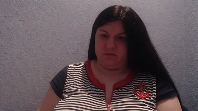 KiraSwee online show from January 10, 2026, 8:48 pm