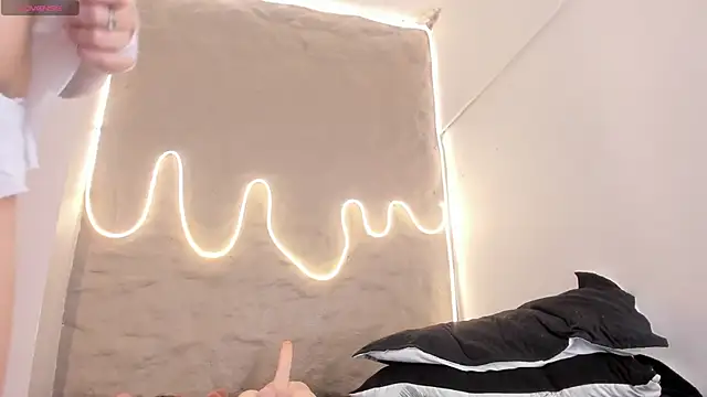 Snapshot of Demy_Ruiz chatting on September 9, 2025, 3:16 am Demy Ruiz online show from September 9, 2025, 3:16 am