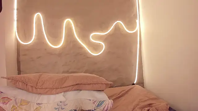 Snapshot of Demy_Ruiz chatting on November 11, 2025, 2:39 am Demy Ruiz online show from November 11, 2025, 2:39 am