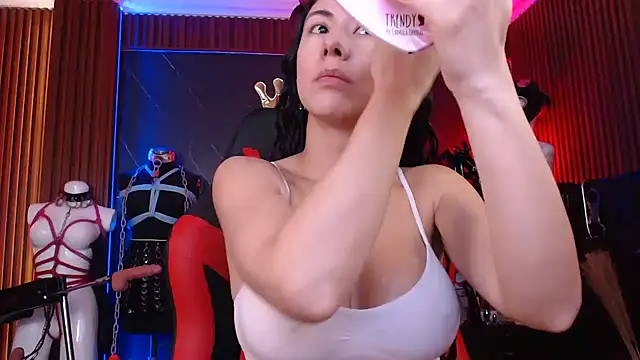 XiaQueen online show from March 30, 2026, 11:44 am