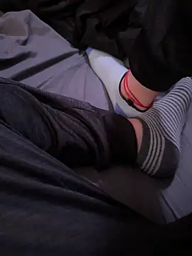 Izzzy21 online show from November 7, 2025, 6:29 am