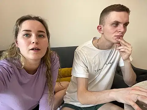 alisanikita online show from February 22, 2025, 11:02 am