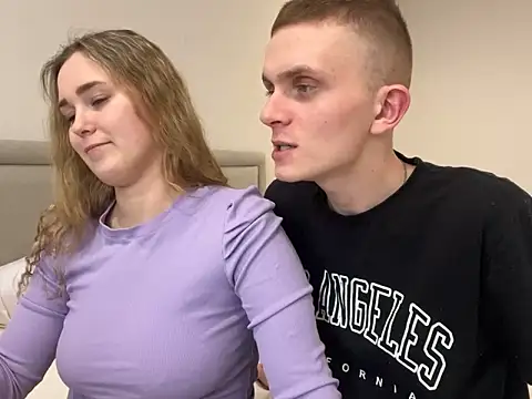 alisanikita online show from February 13, 2025, 11:50 am