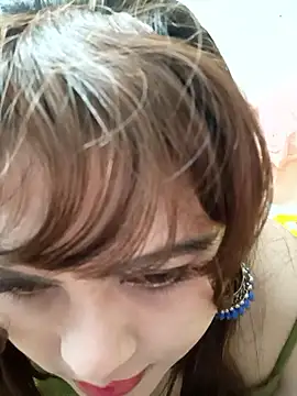 blue-berry07 online show from November 13, 2025, 5:06 pm