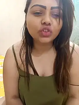 Snapshot of blue-berry07 chatting on May 6, 2026, 11:20 pm blue-berry07 online show from May 6, 2026, 11:20 pm