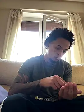 yeiyei oficial online show from September 23, 2025, 11:28 am