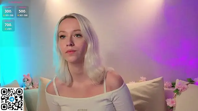 Anadeyaaa online show from November 11, 2025, 11:20 pm