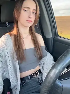 Maria Moonlight online show from November 19, 2025, 12:49 pm