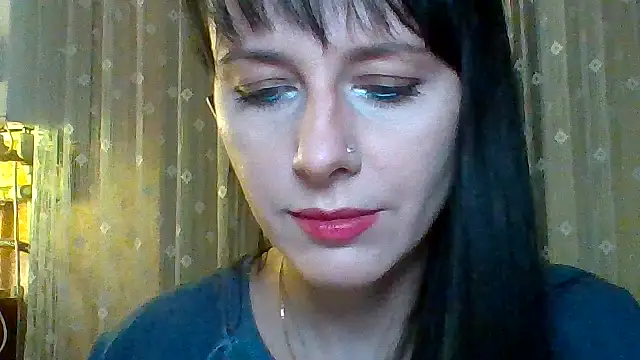 Snapshot of LuminousLady chatting on March 18, 2025, 9:53 pm LuminousLady online show from March 18, 2025, 9:53 pm