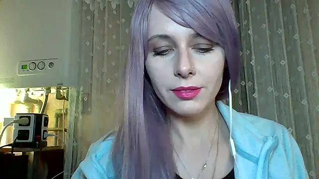 Snapshot of LuminousLady chatting on February 17, 2025, 7:44 pm LuminousLady online show from February 17, 2025, 7:44 pm