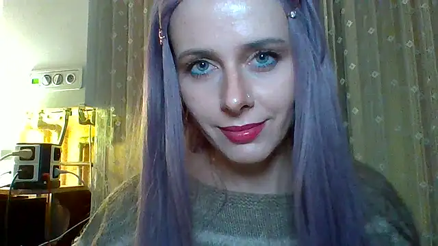 Snapshot of LuminousLady chatting on March 2, 2025, 8:03 pm LuminousLady online show from March 2, 2025, 8:03 pm