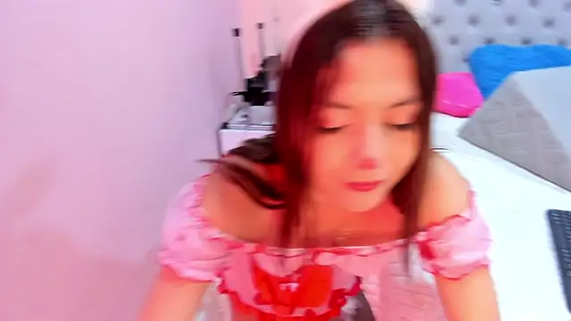 littletammy4u  online show from October 31, 2025, 12:46 pm