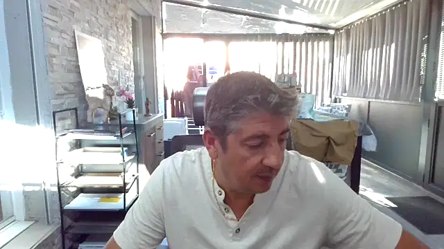 Fafas26 online show from September 18, 2025, 2:20 pm