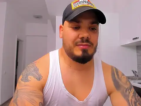 ZackMasterss online show from May 22, 2026, 8:07 pm