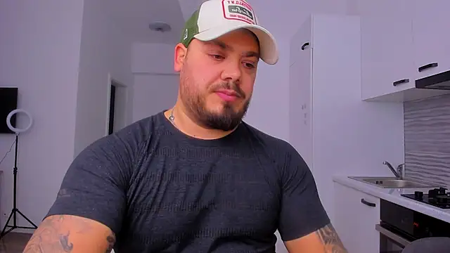 Snapshot of ZackMasterss chatting on January 8, 2026, 11:22 pm ZackMasterss online show from January 8, 2026, 11:22 pm