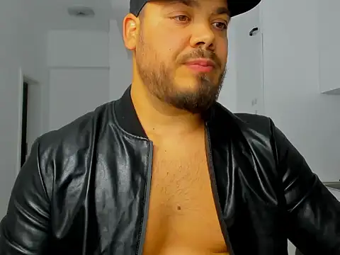 ZackMasterss online show from October 6, 2025, 7:14 pm