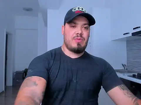 ZackMasterss online show from May 20, 2026, 9:01 pm