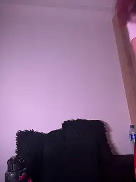 Snapshot of AngelRuby chatting on December 18, 2025, 9:25 am AngelRuby online show from December 18, 2025, 9:25 am