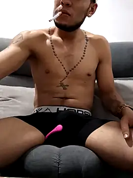 baby-buu online show from March 8, 2025, 6:21 am