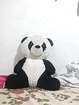 baby-buu online show from February 26, 2025, 3:03 am