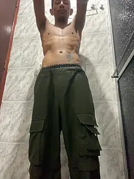 Mineirinho043 online show from March 9, 2025, 6:00 pm