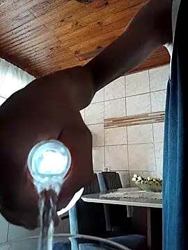 Mineirinho043 online show from March 6, 2025, 5:22 pm