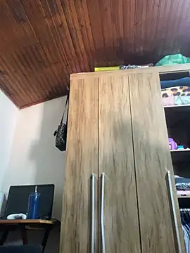 Mineirinho043 online show from March 10, 2025, 1:43 pm