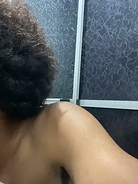 Snapshot of Mineirinho043 chatting on November 25, 2025, 4:29 pm Mineirinho043 online show from November 25, 2025, 4:29 pm