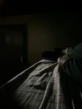 Snapshot of Mineirinho043 chatting on November 22, 2025, 1:48 am Mineirinho043 online show from November 22, 2025, 1:48 am