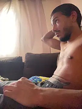 Snapshot of Mineirinho043 chatting on November 13, 2025, 7:51 pm Mineirinho043 online show from November 13, 2025, 7:51 pm