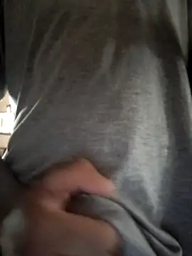 Snapshot of Mineirinho043 chatting on December 15, 2025, 10:21 am Mineirinho043 online show from December 15, 2025, 10:21 am