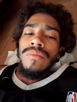 Snapshot of Mineirinho043 chatting on December 5, 2025, 6:28 pm Mineirinho043 online show from December 5, 2025, 6:28 pm