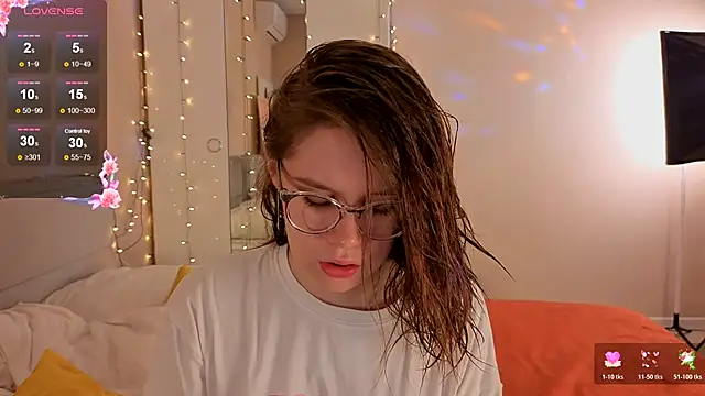 Mia Luw online show from January 11, 2026, 5:03 am