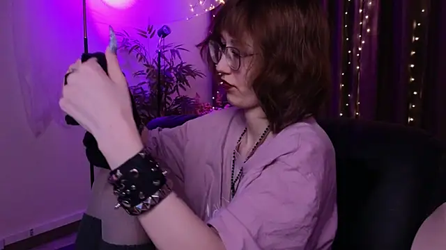 Snapshot of lissaros chatting on January 6, 2026, 5:22 am lissaros online show from January 6, 2026, 5:22 am