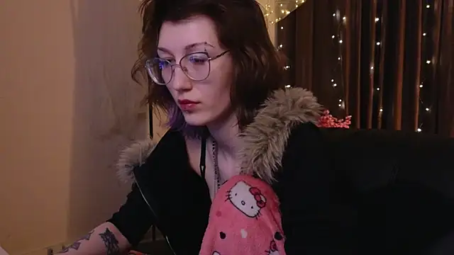 Snapshot of lissaros chatting on January 10, 2026, 12:11 pm lissaros online show from January 10, 2026, 12:11 pm